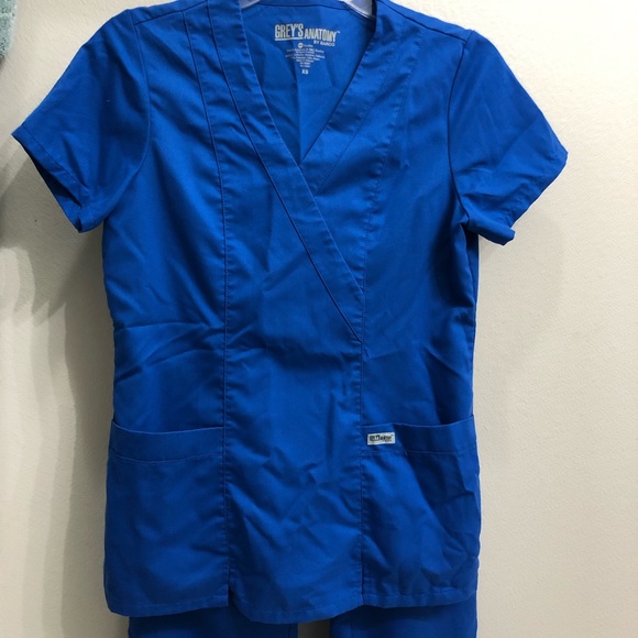 Grey’s Anatomy Scrub Set XS - Picture 1 of 7